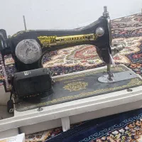 چرخ خیاطی دینام دار پدال هم دارد