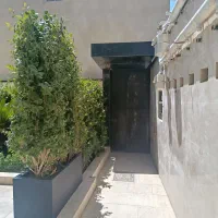 همکف ۳۰۰متری باغدریاچه با۱۰۰متر حیاط اختصاصی|فروش آپارتمان|اصفهان, باغ دریاچه|دیوار