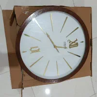 ساعت دیواری