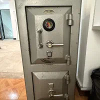گاو صندق ۲درب