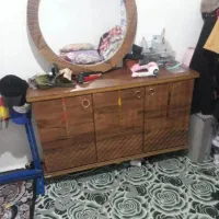 آینه کنسول و میز ال ای دی در حد نو بدو خط و خش