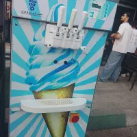 دستگاه بستنی قیفی