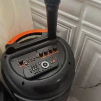 اسپیکر بزرگ قابل حمل