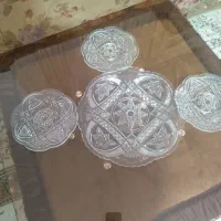 ظرف کریستال قدیمی با پیش دستی