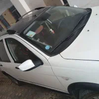 کوییک R
