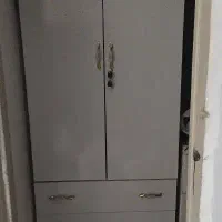کمد و ۳ کشو و هود