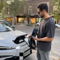 شارژر پورتابل خودرو برقی