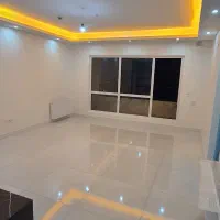 90 متر /لاله ها /فول تجهیز /رو به افتاب|فروش آپارتمان|کرج, باغستان|دیوار
