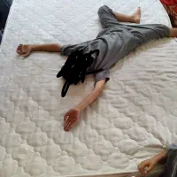 یک عدد خوشخواب دونفره درحدنوبفروش میرسد