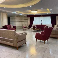 ۱۳۰متر/۵ساله/فول مشاعات/۲پارکینگ/فردوس شرق