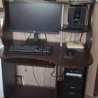 میز کامپیوتر