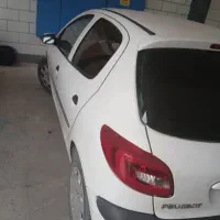 ماشین ۲۰۶