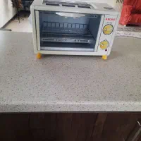 توستر ۱۰ لیتری