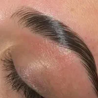 نیاز به مدل لیفت و لمینت ابرو و مژه