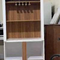کافی بار و کتابخانه