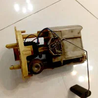 مغزی‌پمپ‌بنزین۲۰۶