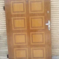 فروش  درب ورودی آپارتمان و میز تحریر اداری