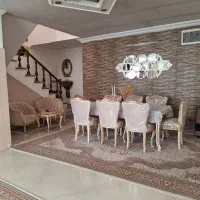 آپارتمان ۳ طبقه.دو واحد جدا
