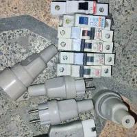 کلید مینیاتوری و دوشاخه‌های نر و مادگی صنعتی
