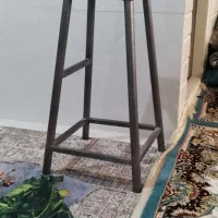 چهارپایه فلزی