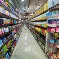 اجاره مغازه ۱۸۰ متری به فروشگاه زنجیره ای یا پوشاک