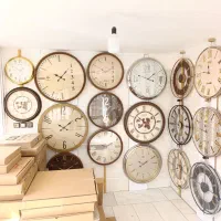 ساعت چوبی و پلاستیکی و فلزی آبکاری شده