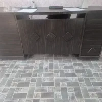 میز بزرگ‌نیاز به تعمیر