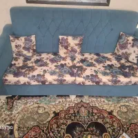 مبل راحتی ب همراه میزعسلی