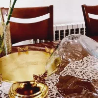 ظرف پایه دار کیک