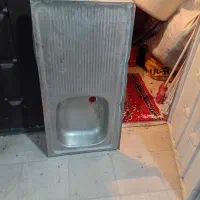 سینک در حد تمیز محکم