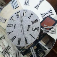 ساعت دیواری اکلیدی