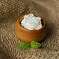 ماست چکیده محلی و کاملاً خانگی