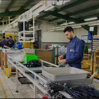 نیروی کار برای کارگاه لامپ سازی