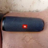 اسپیکر جی بی ال ضد اب