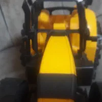 اسباب بازی ی تراکتور