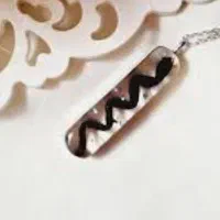 گردنبند رزین