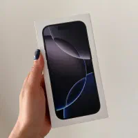 موبایل ۱۶ پرو