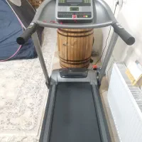تردمیل حرفه ای مدل t905 در حد نو