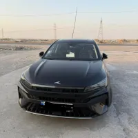 کیامسی J7، مدل ۱۴۰۱