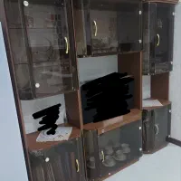 ویترین کمدی و مبل راحتی