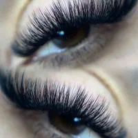 آموزش خدمات مژه