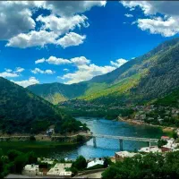 خانه اجاره ای با ویوی دریاچه در سلین هجیج اورامان