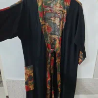 تعدادی لباس نو بصورت حراجی به فروش میرسد