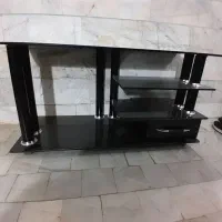 میز تلویزیون شیشه ای