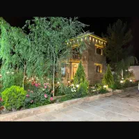فروش باغ ویلا ۸۰۰ متری آبشار اصفهانک