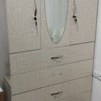 کمد لباس در حد نو