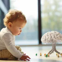 کلاس مهارت های زندگی کودک به همراه بازی