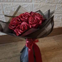 ولنتاین شاد با گل‌های روبانی تحویل فوری