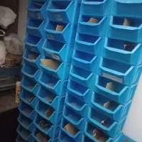 پالت برای چیدن پیچ و مهره