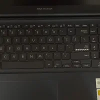 ASUS vivobook x1704va